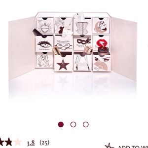 12 make up treasure box